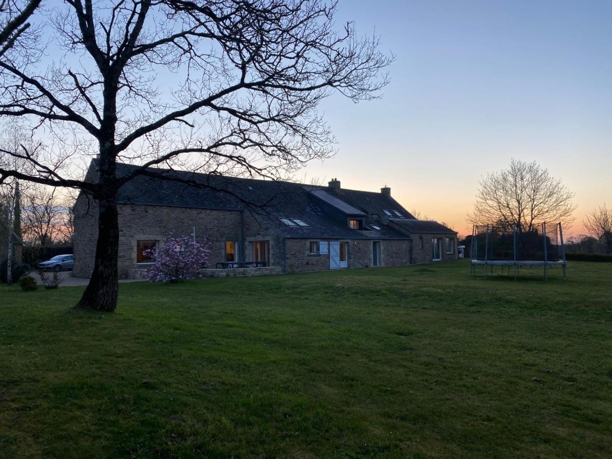 Maisonbel, Gite Convivial Bretagne Vannes Sarzeau 15 Personnes Surzur エクステリア 写真